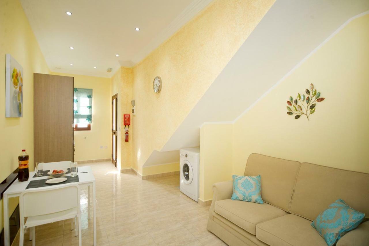 Sliema Duplex 1 Bedroom Apartment - Sleeps 4 Bagian luar foto
