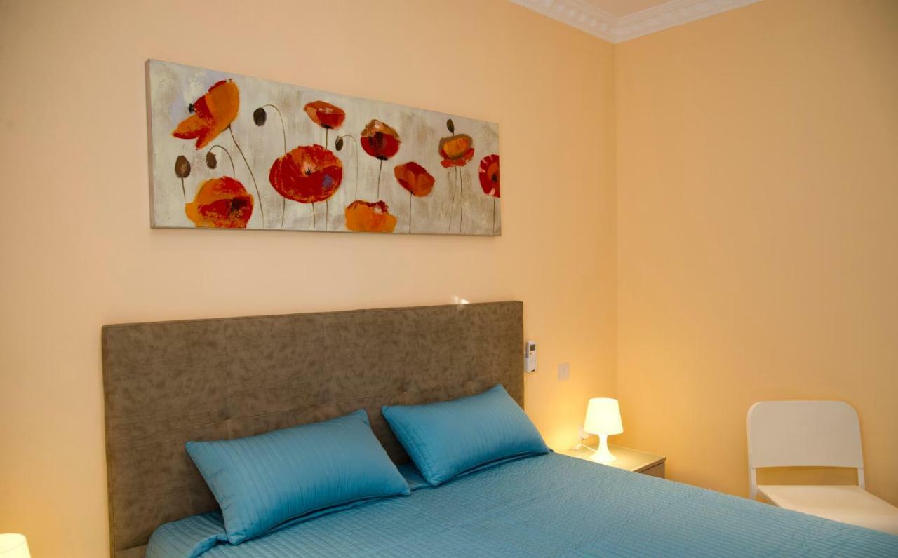 Sliema Duplex 1 Bedroom Apartment - Sleeps 4 Bagian luar foto